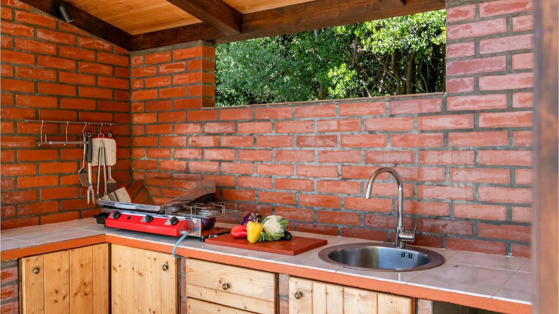 Awesome Home In Peruski With Wifi Holiday home